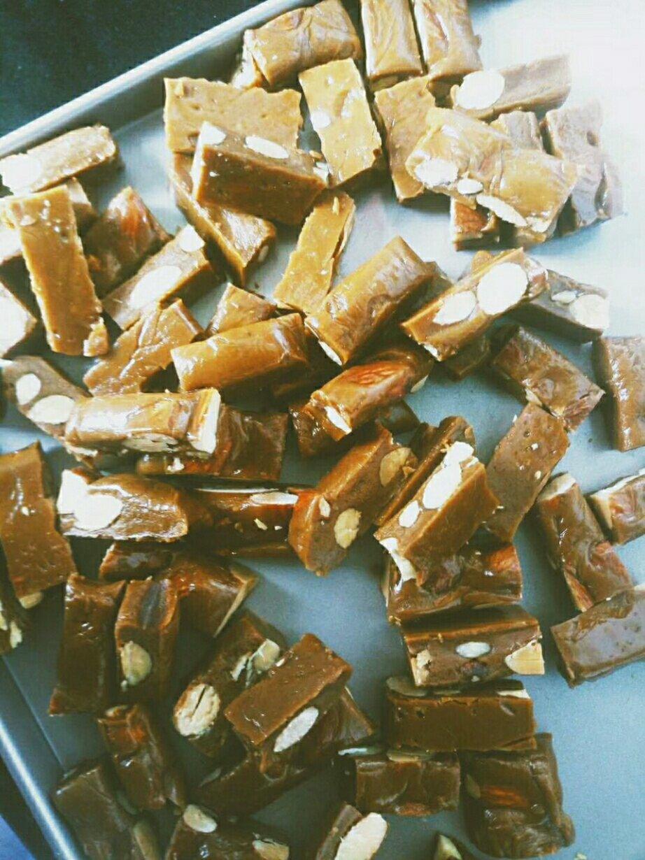 比牛轧糖还要好吃的花生太妃糖（消耗淡奶油）