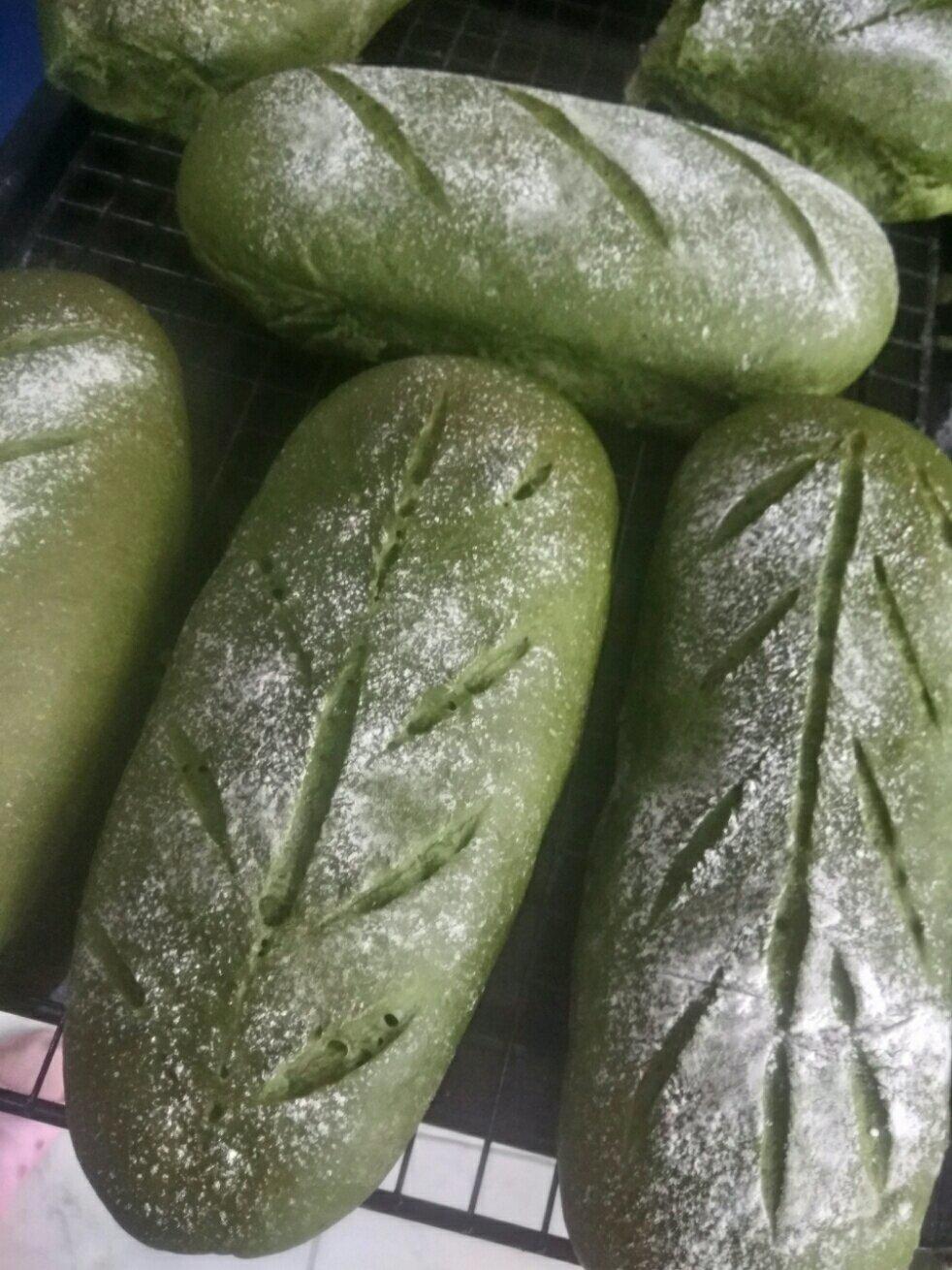 抹茶麻薯红豆软欧包