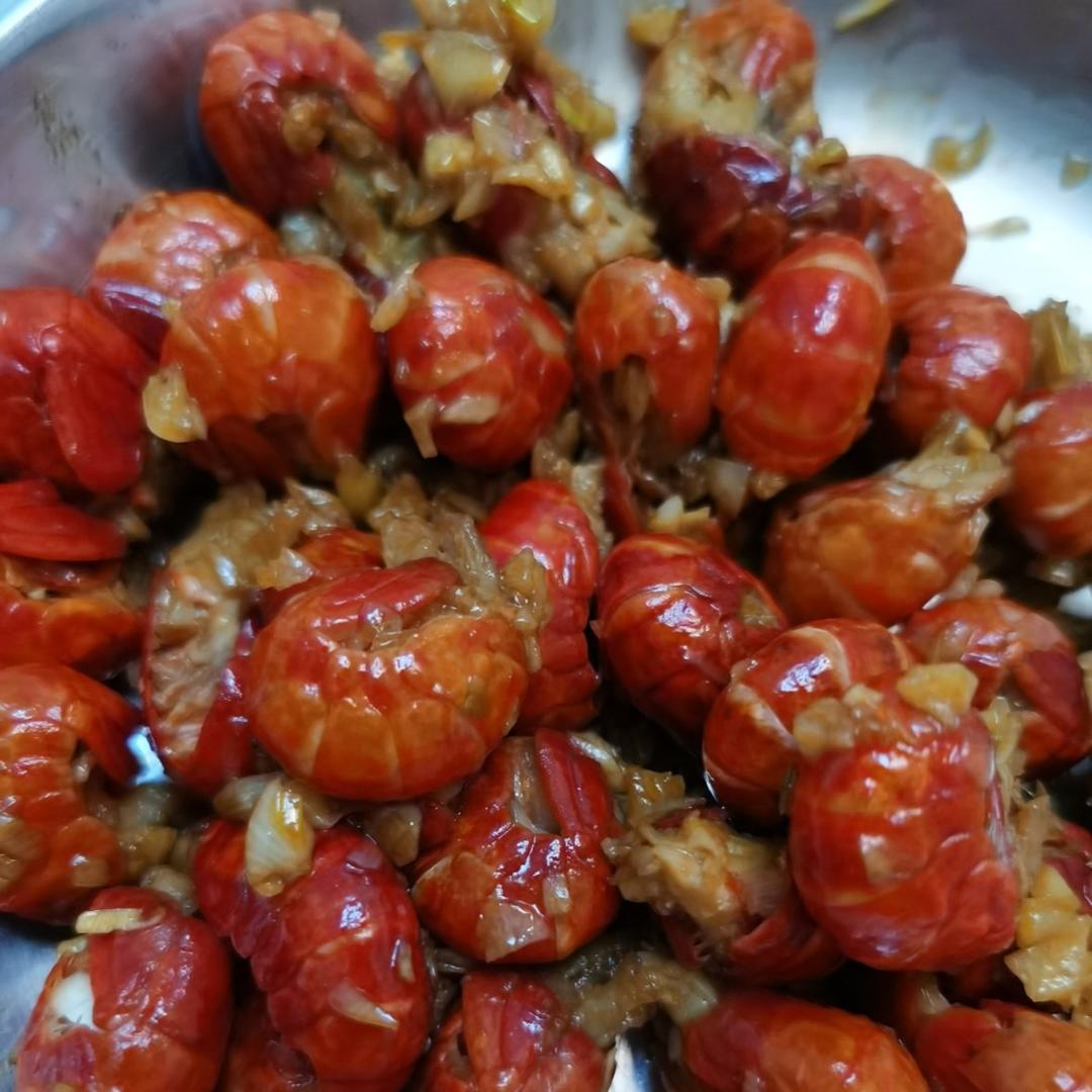 蒜蓉龙虾尾，不吃辣的小伙伴别错过