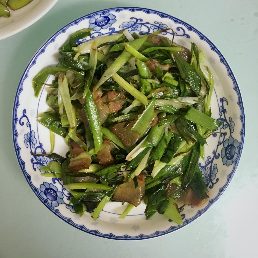 蒜苗炒腊肉