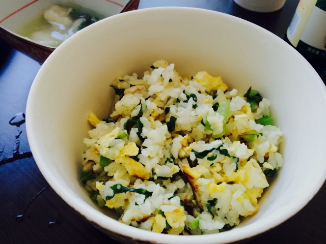 青菜鸡蛋炒饭
