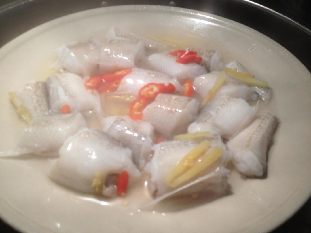 剁椒蒸九肚鱼的做法