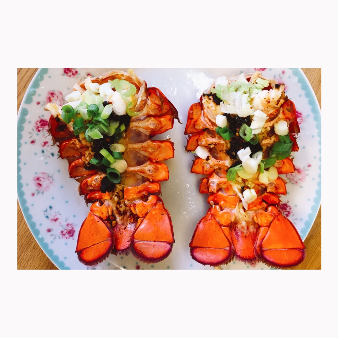 蒜蓉龙虾蒸粉丝