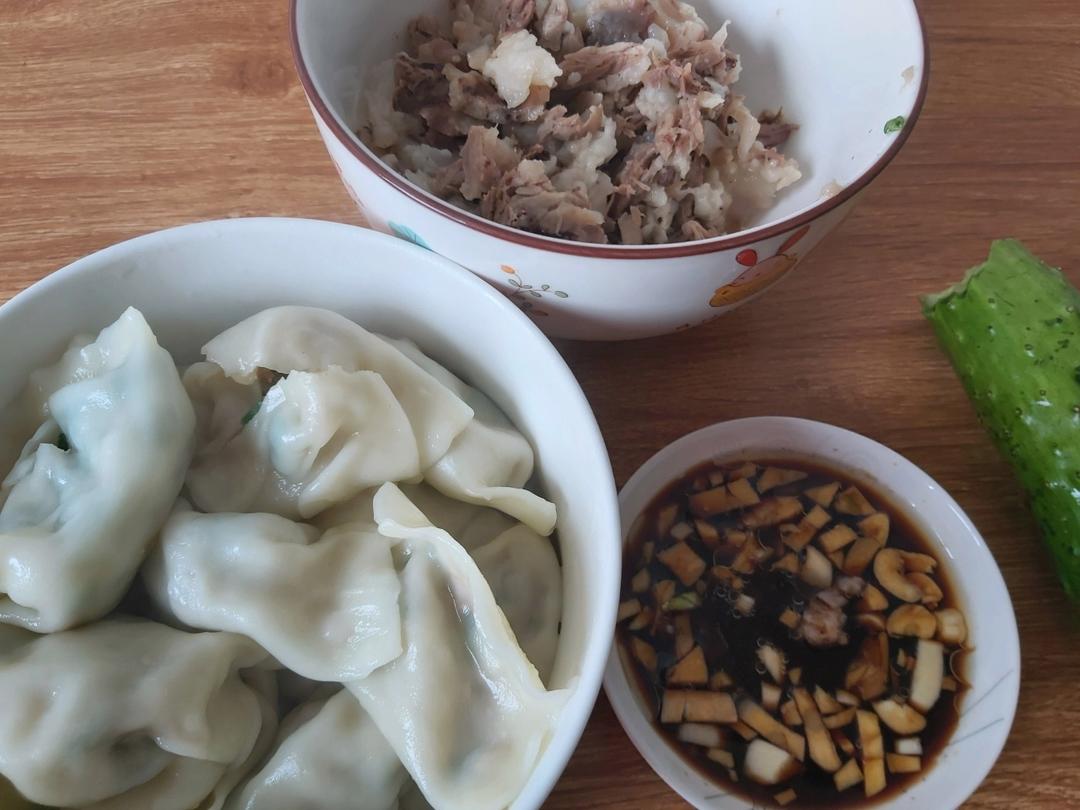 韭菜猪肉鸡蛋水饺