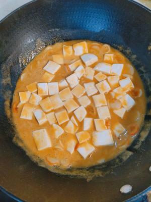 蟹黄豆腐（咸蛋黄版）的做法 步骤6
