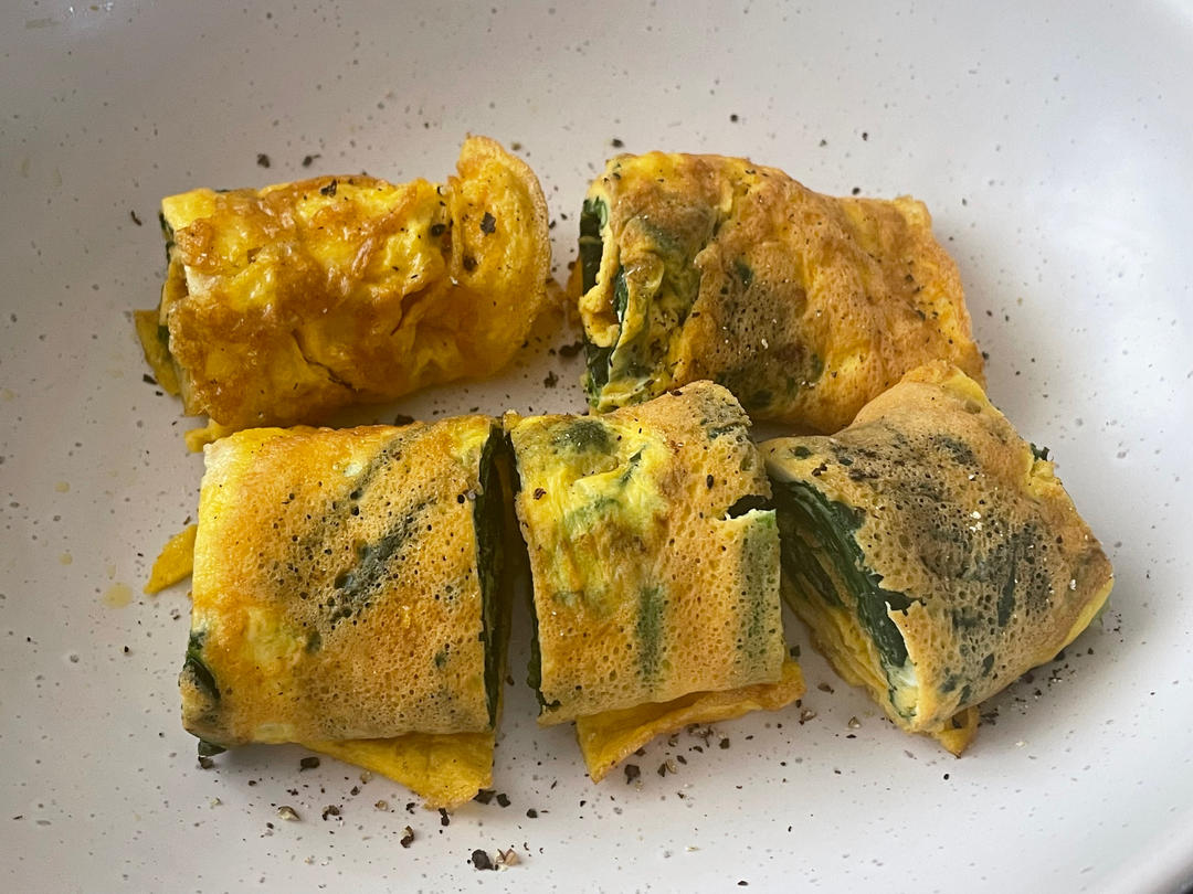 菠菜鸡蛋卷
