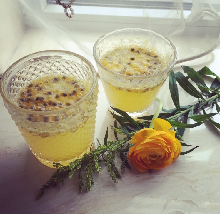 青柠/青桔百香果气泡水/夏日必备