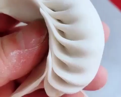 月牙饺子手法包法