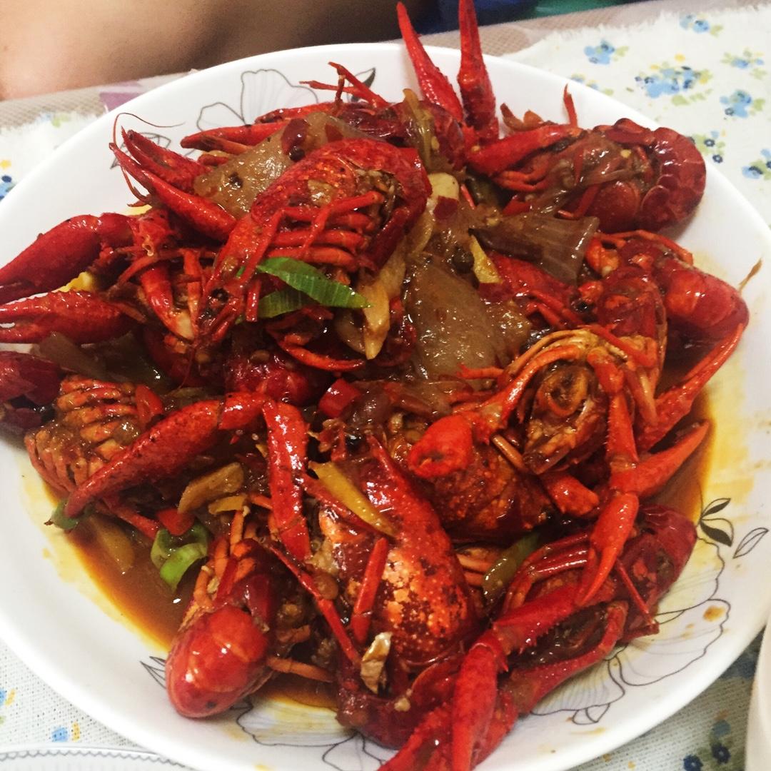 香辣小龙虾-超详细处理干净步骤！