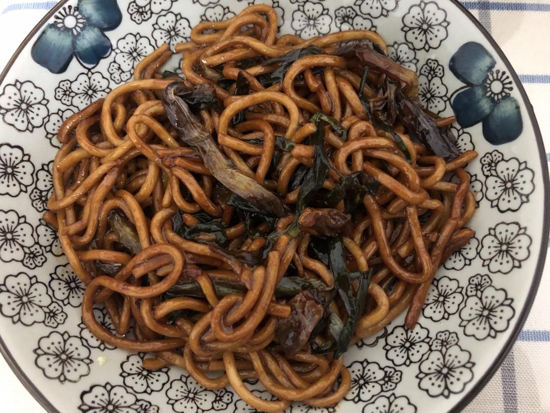 10分钟搞定的一碗葱油拌面