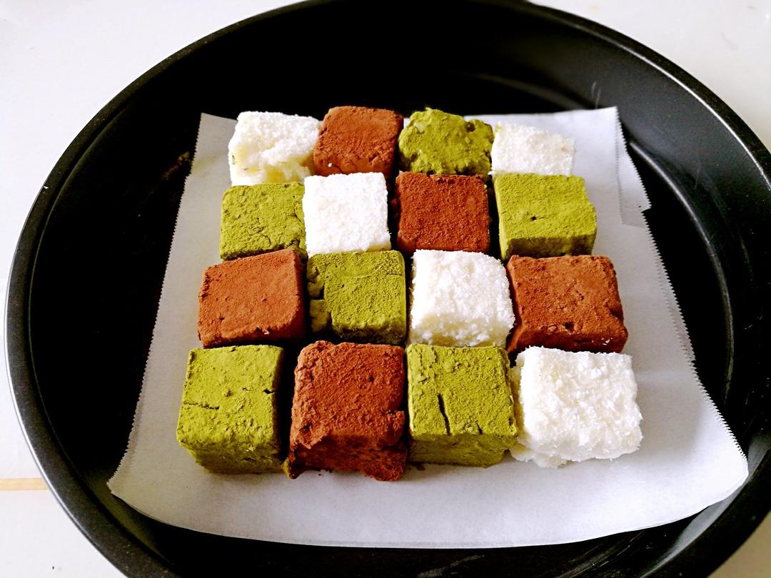 椰丝牛奶小方糕