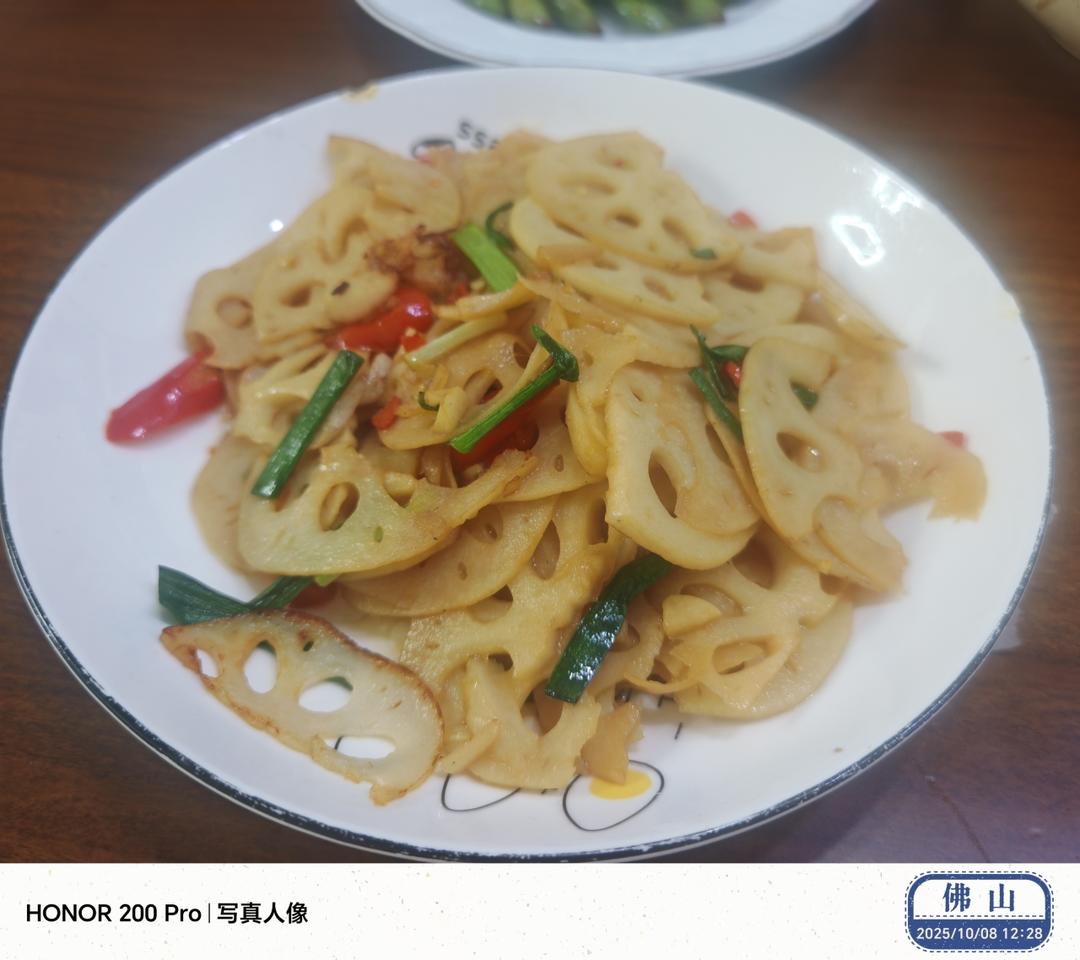 清炒藕片