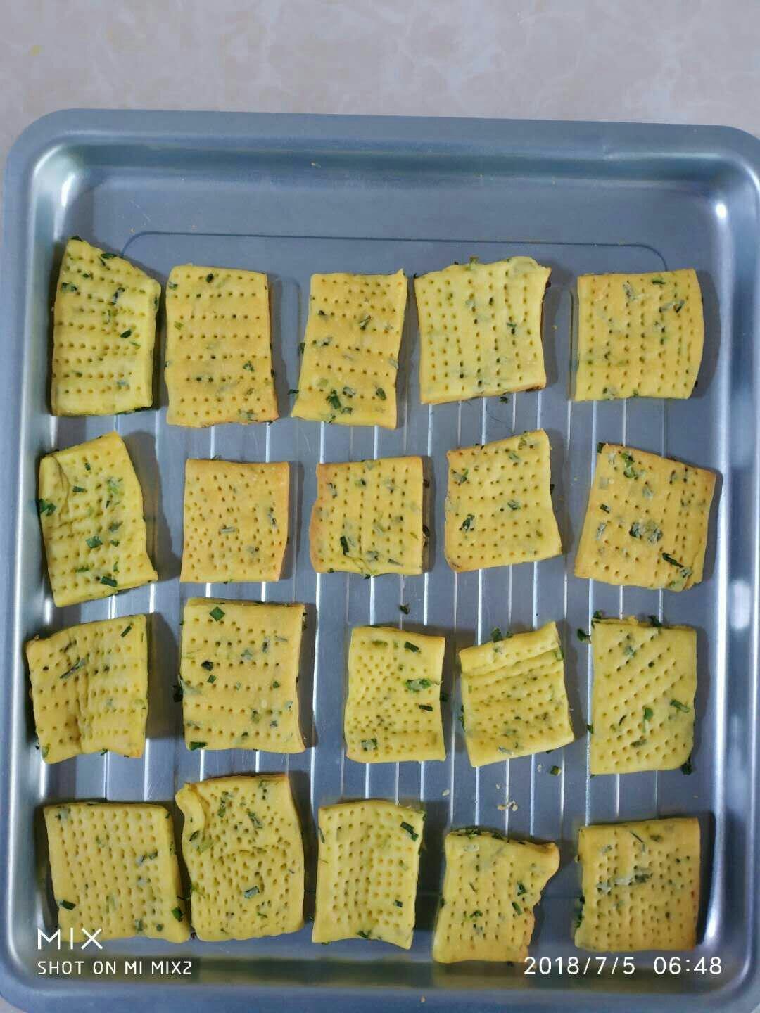 无糖香葱苏打咸饼干