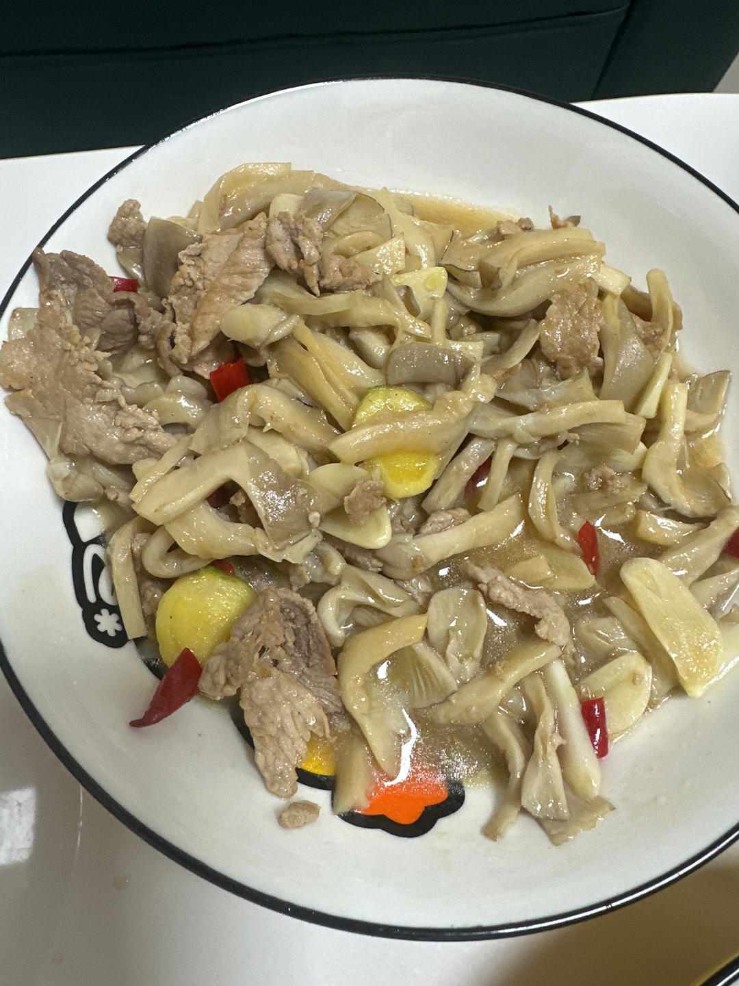 平菇炒肉（鲜香）