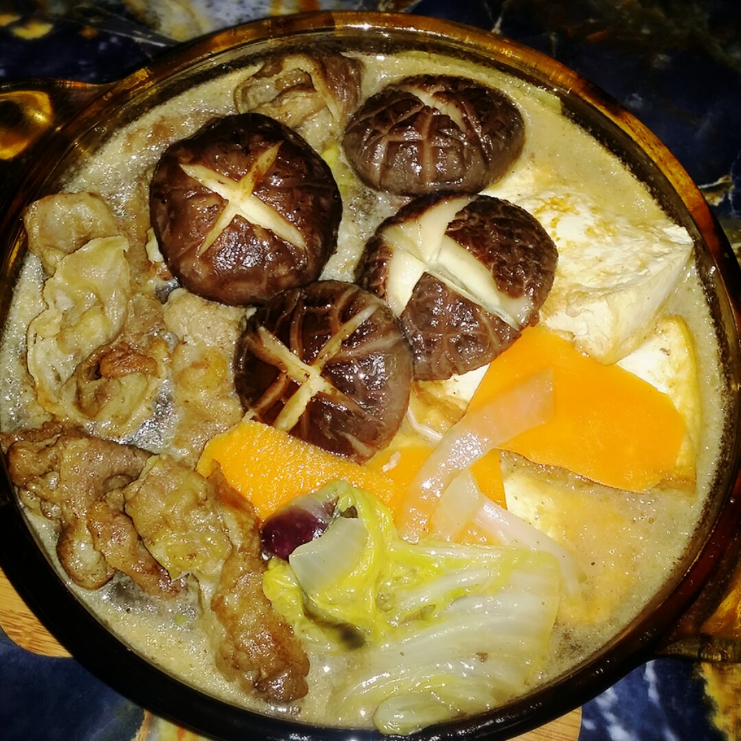 寿喜烧（日式牛肉锅）