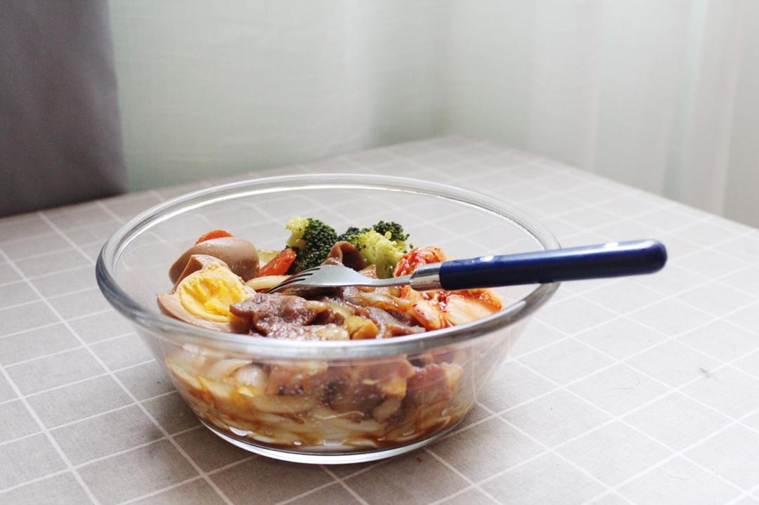 肥牛拌乌冬