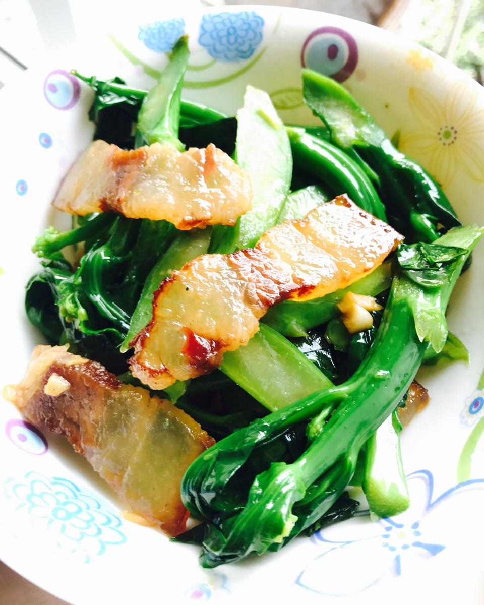腊肉炒芥兰