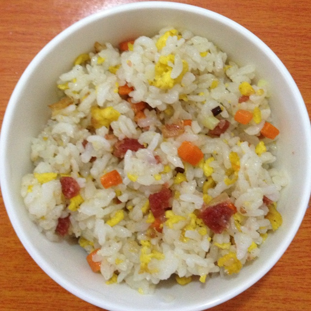 香葱腊肠炒饭