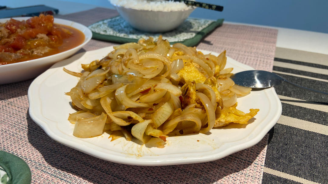 洋葱炒鸡蛋