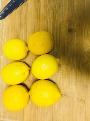 美白减肥柠檬酵素的做法 步骤1