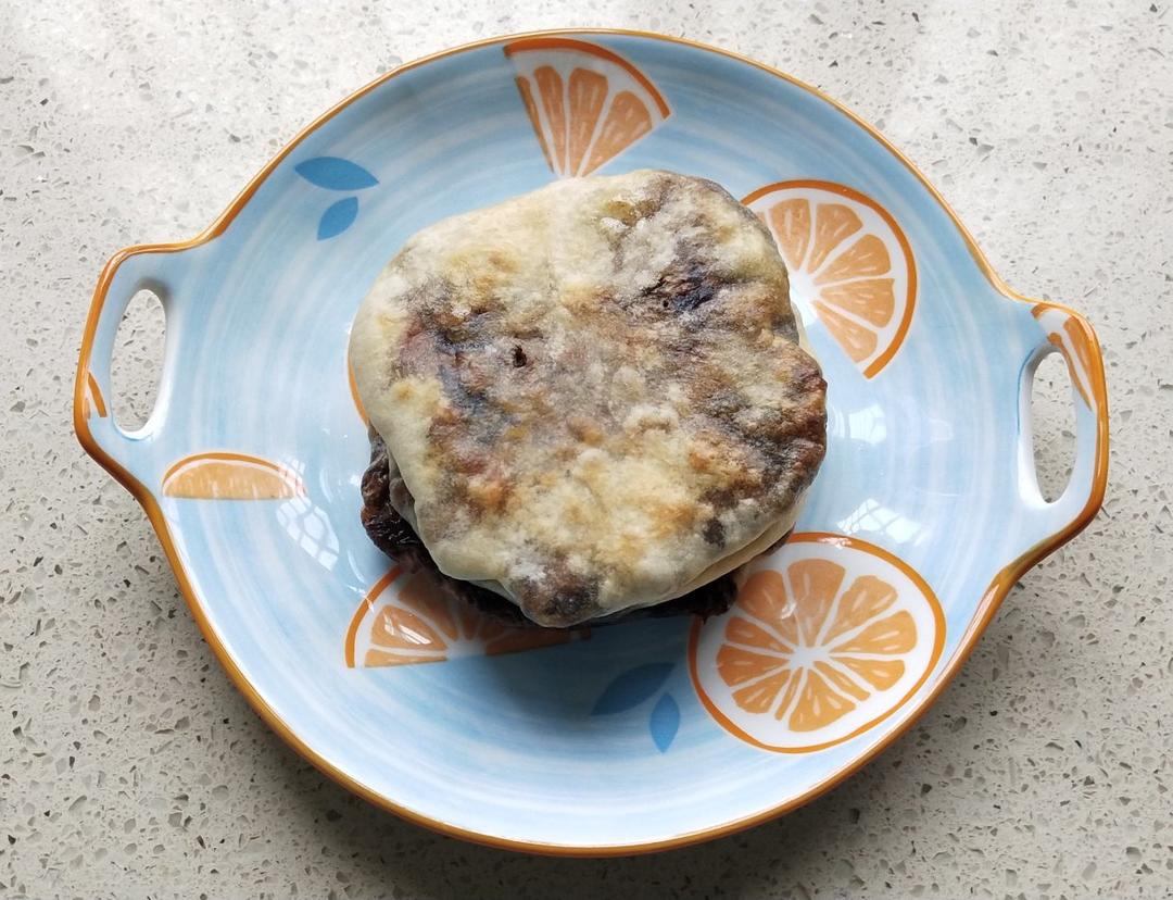 梅干菜肉饼（平底锅煎和烤箱烤两种吃法）