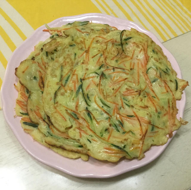 黄瓜豆芽饼