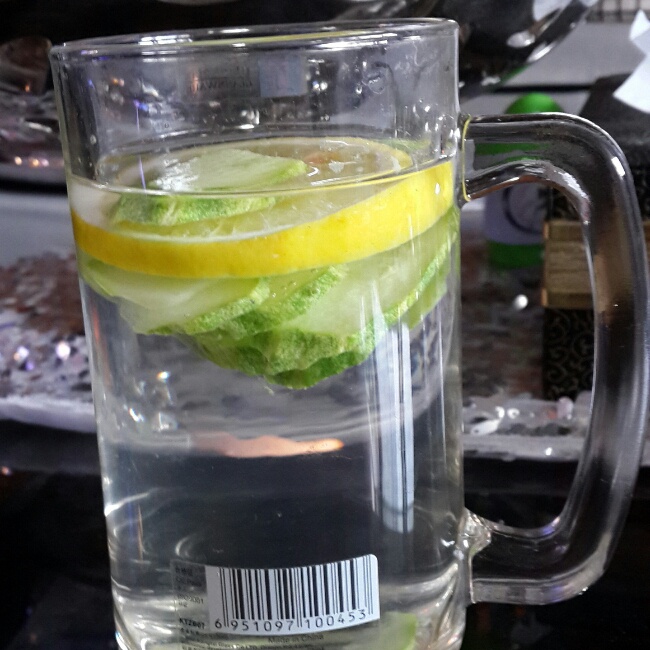 黄瓜柠檬水