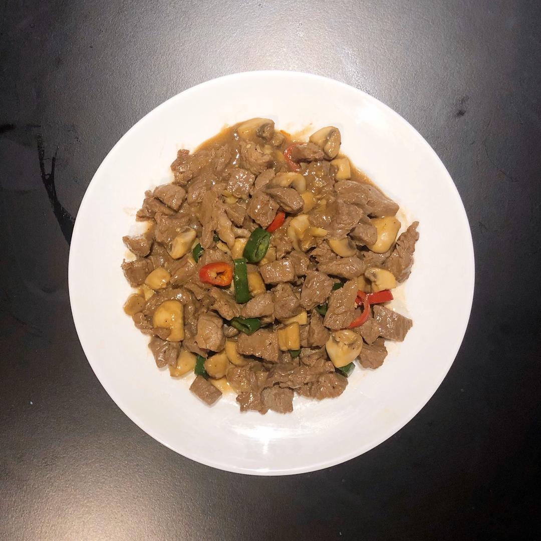 家常菜~杏鲍菇烧牛肉粒