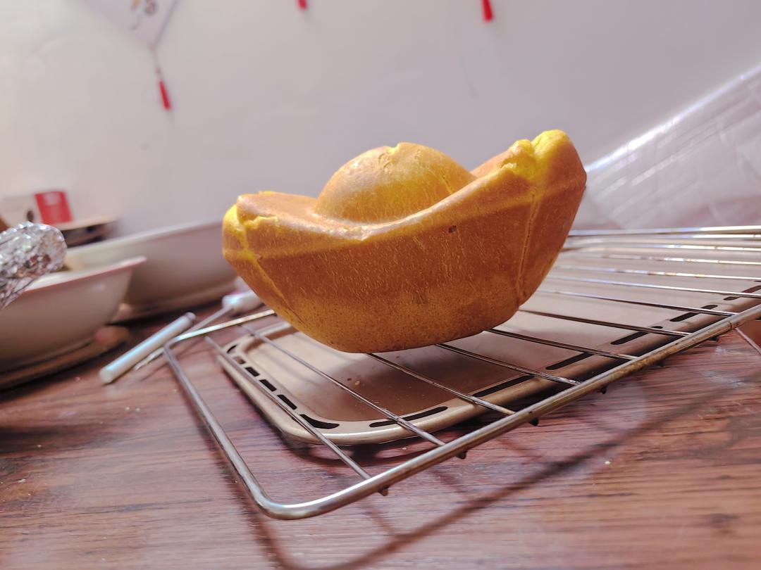 迎接新年 - 金元宝造型南瓜吐司【北鼎烤箱食谱】