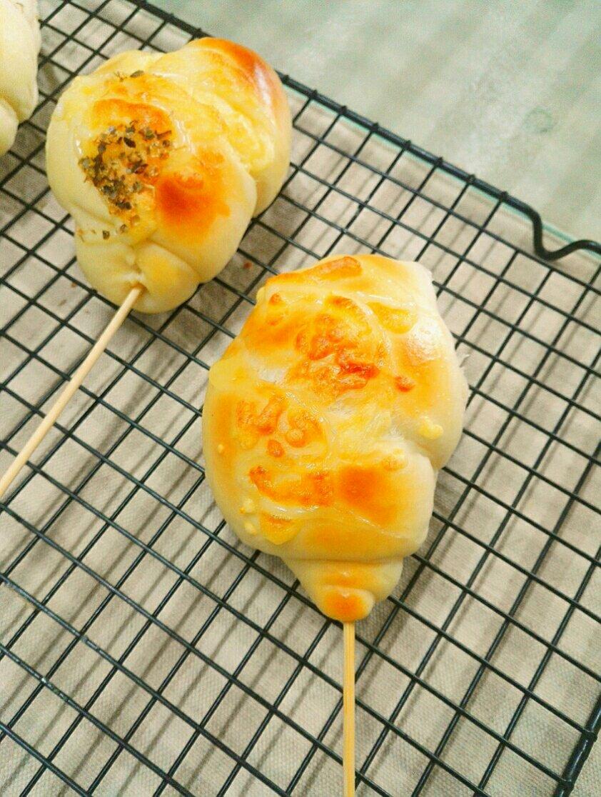 烤起来吧，鸡腿面包~