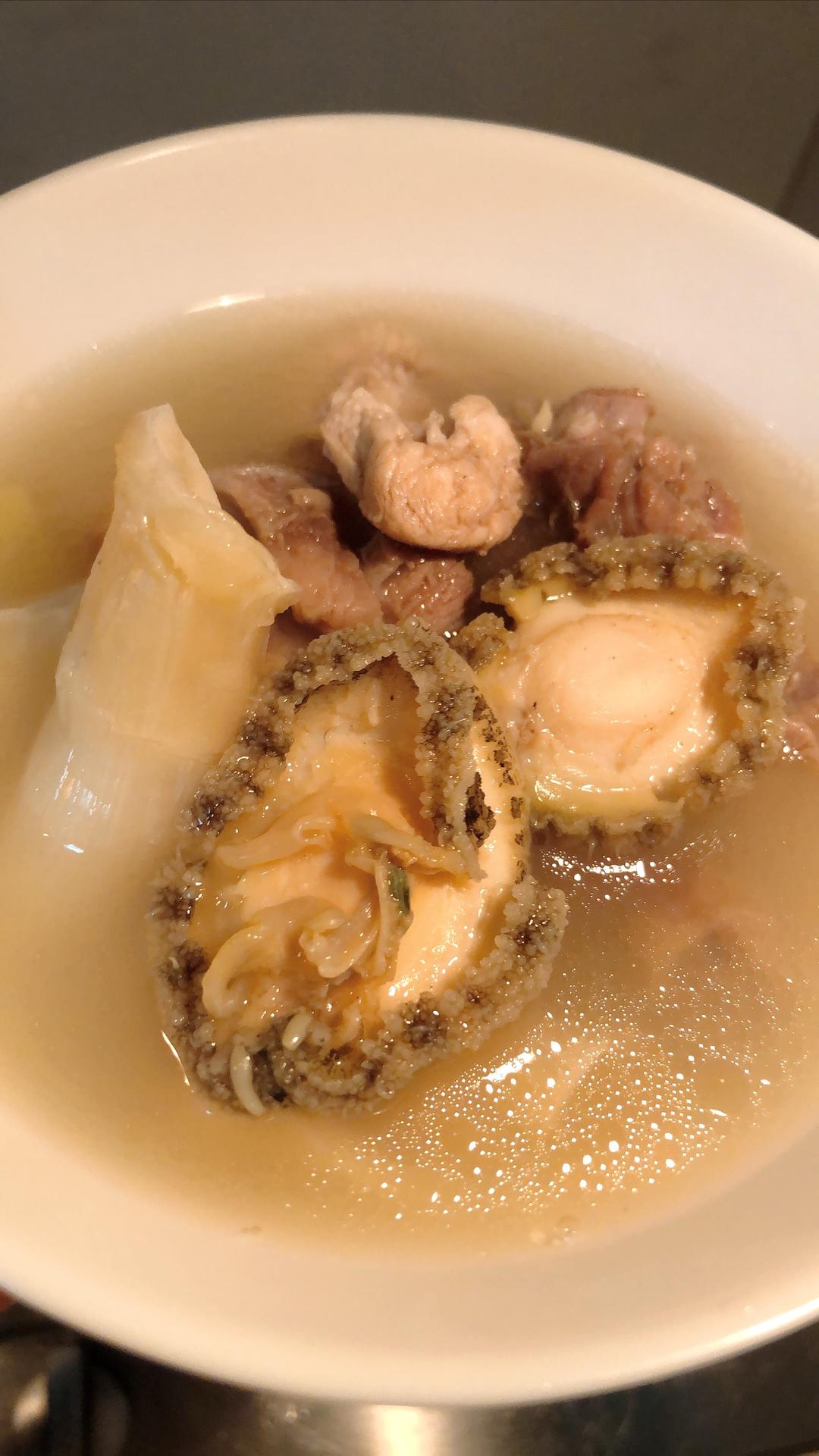 花胶鲍鱼老鸡汤的做法