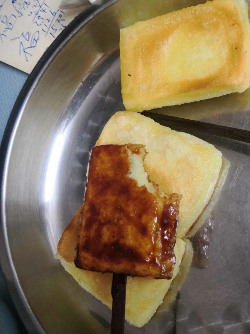 秒杀路边摊外酥里糯脆皮烤年糕