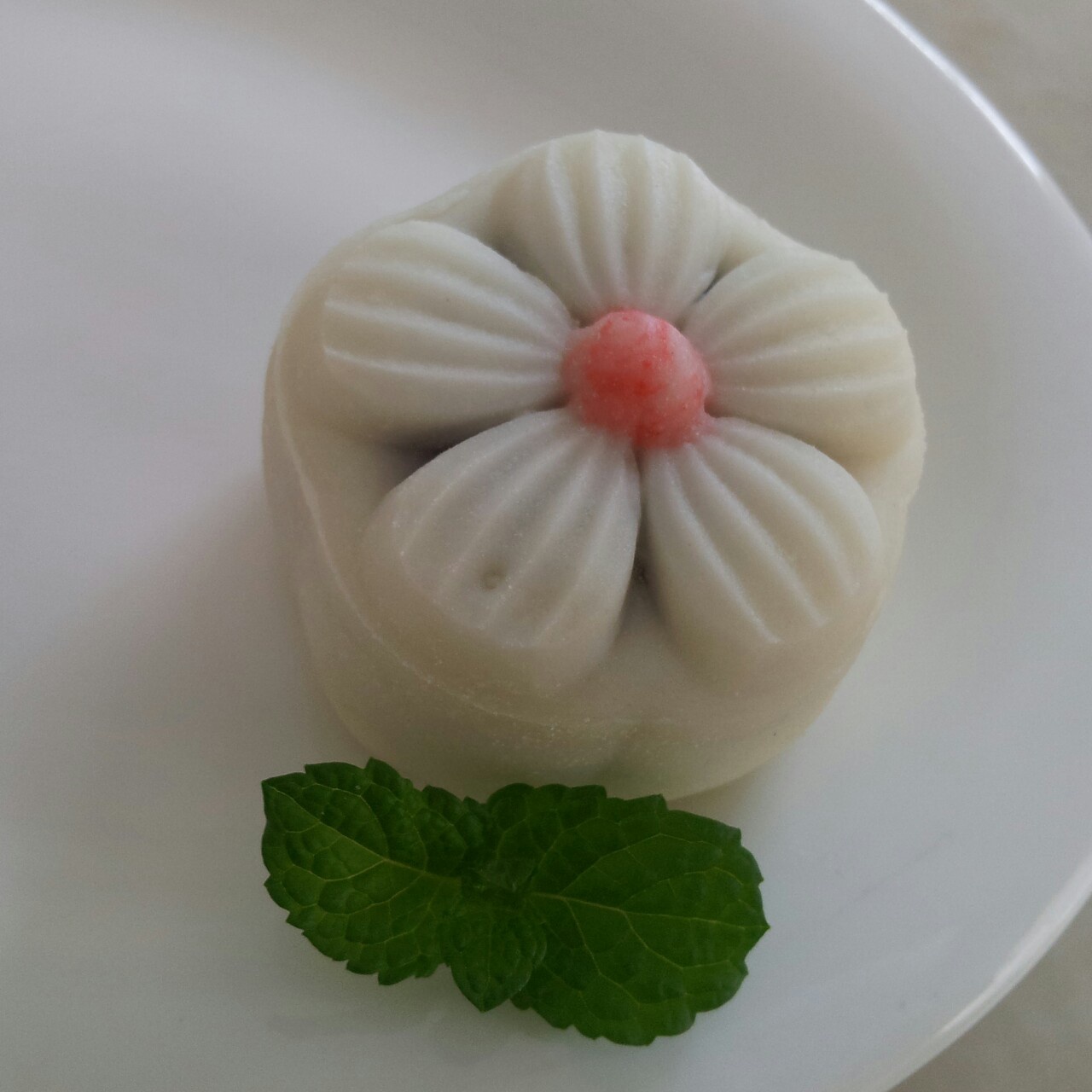 光怪陆离冰皮月饼