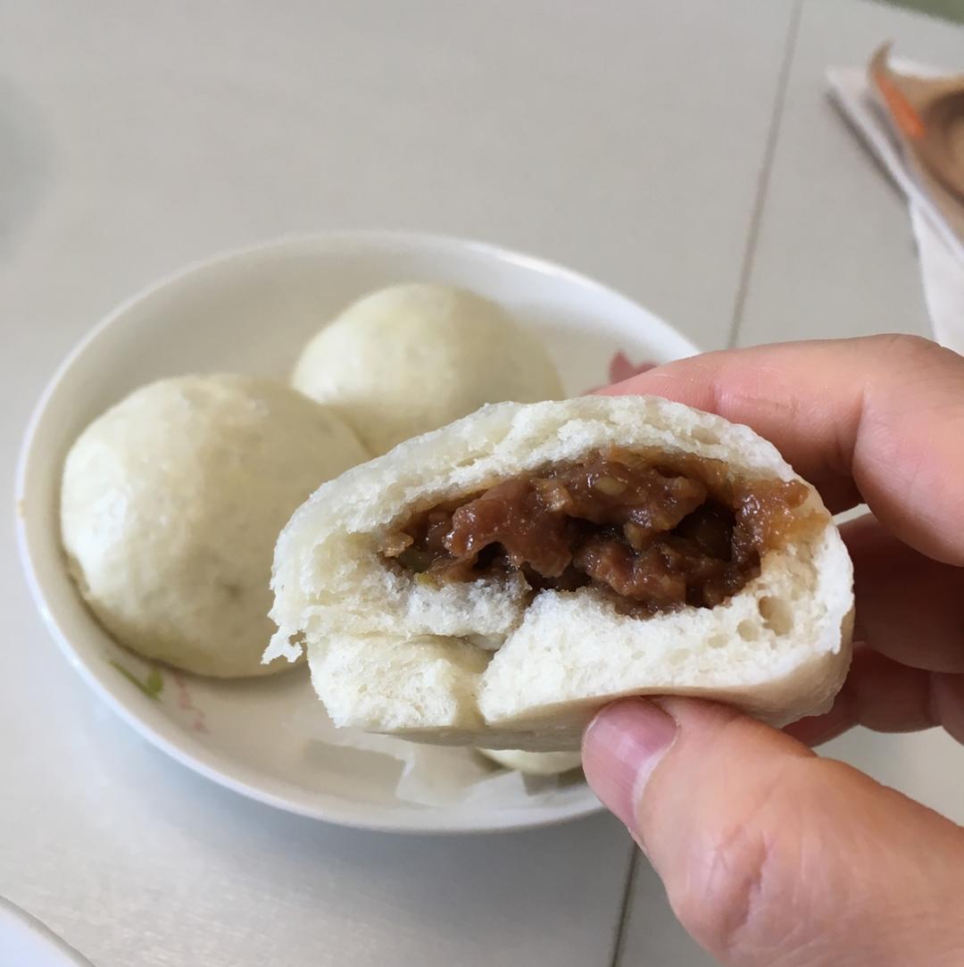 爆浆叉烧包