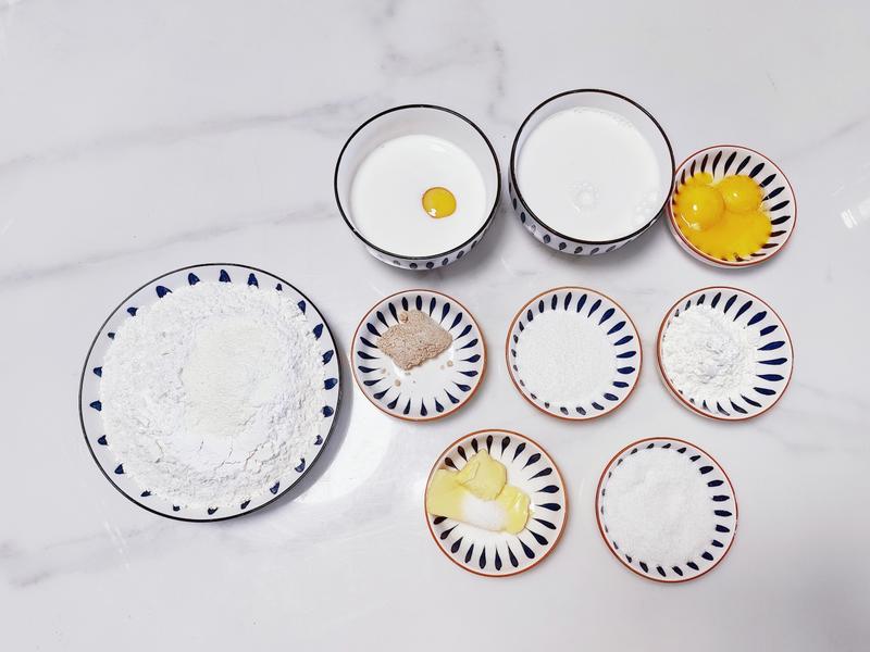 纯奶手撕吐司的做法 步骤1