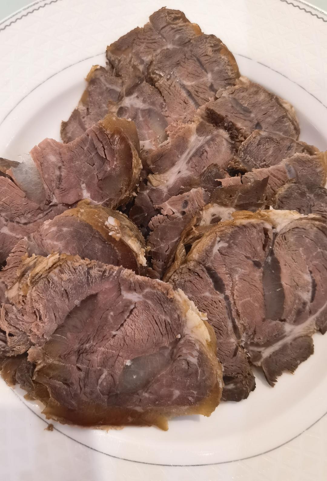 好吃的酱牛肉