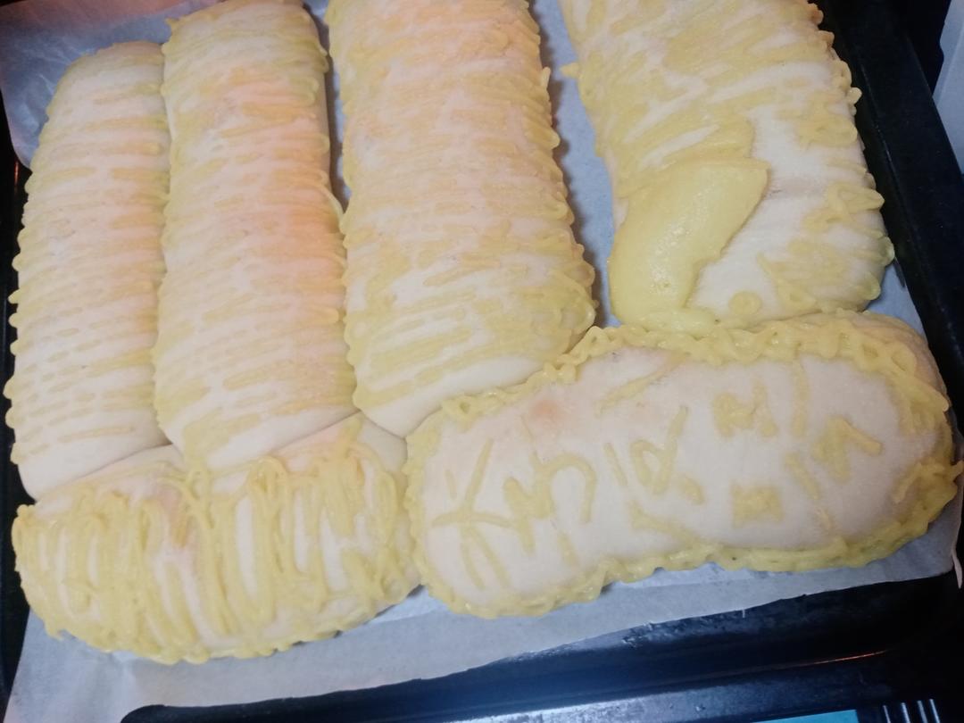 毛毛虫面包
