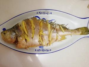 柠檬清蒸黄花鱼的做法 步骤1