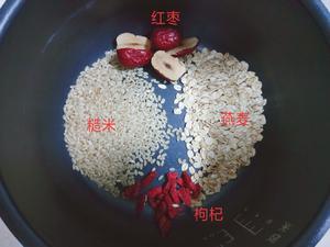 燕麦糙米粥–营养减肥粥的做法 步骤1