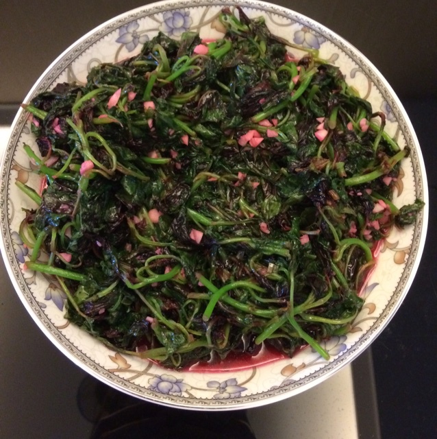 蒜茸炒红苋菜