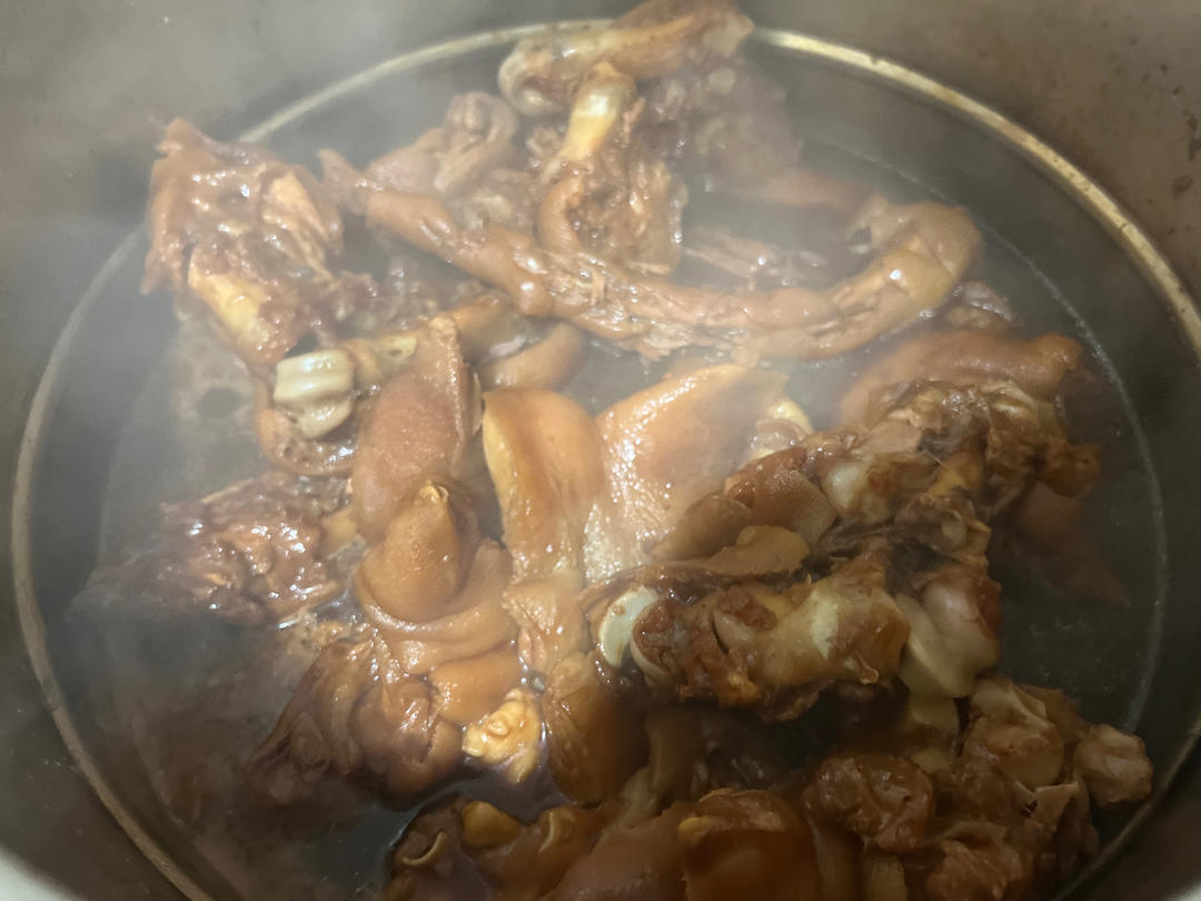 汤氏秘制酱猪蹄