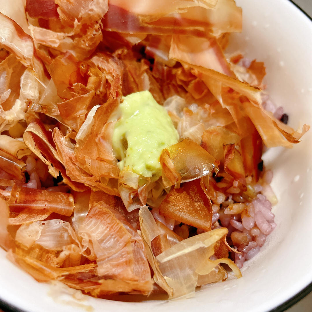 山葵木鱼花拌饭