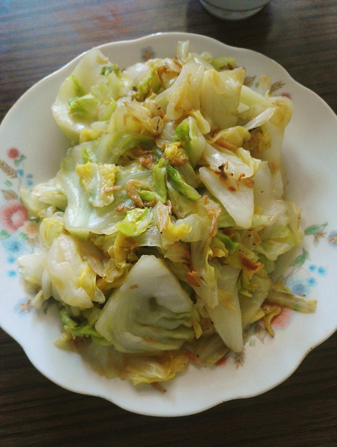 虾皮炒圆白菜