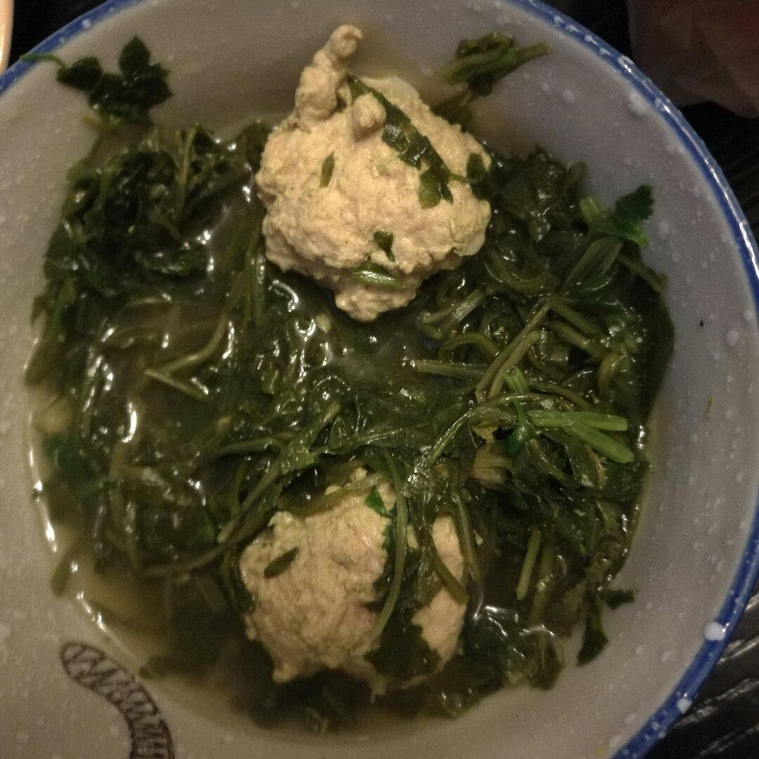 小白菜丸子汤