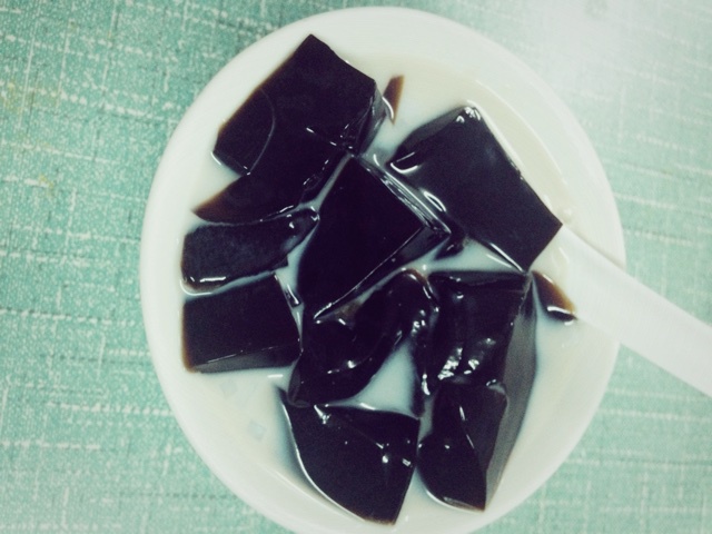 蜜豆龟苓膏