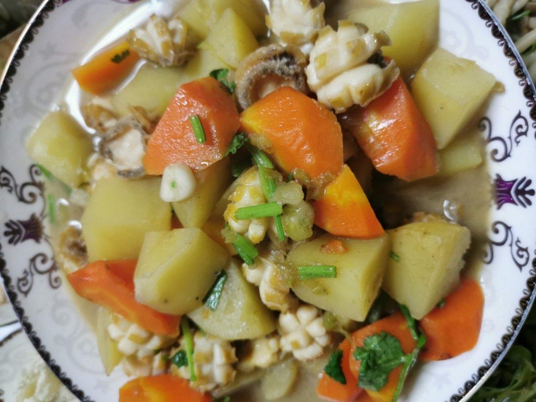 鲍鱼炖土豆