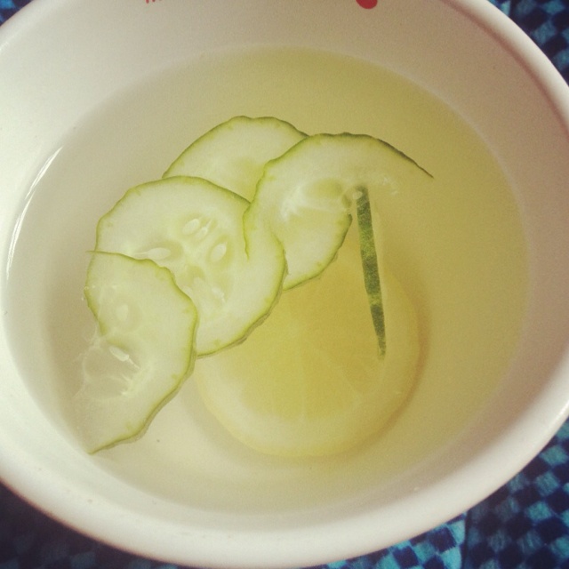 黄瓜柠檬水