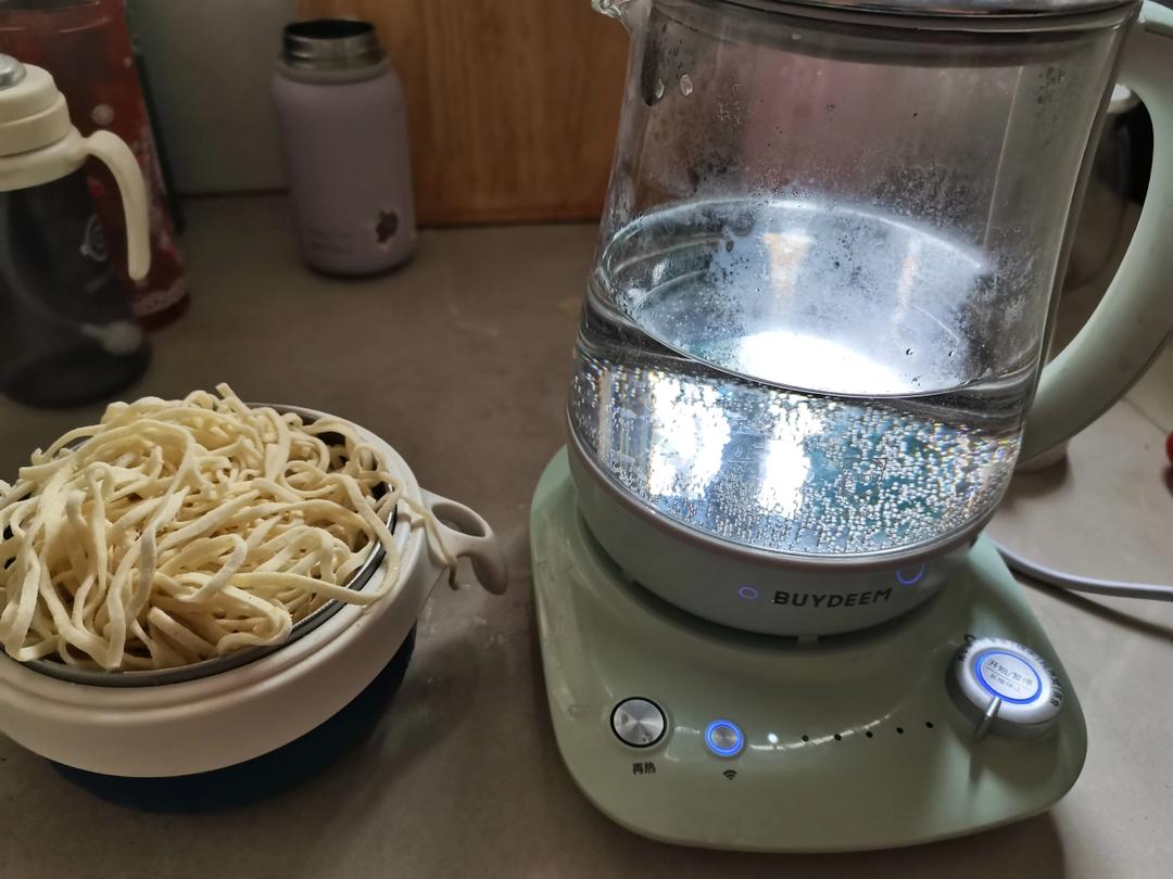 酸汤挂面卧荷包蛋【2月北鼎养生壶食谱】