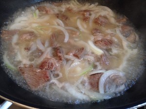 新疆羊肉抓饭的做法 步骤3