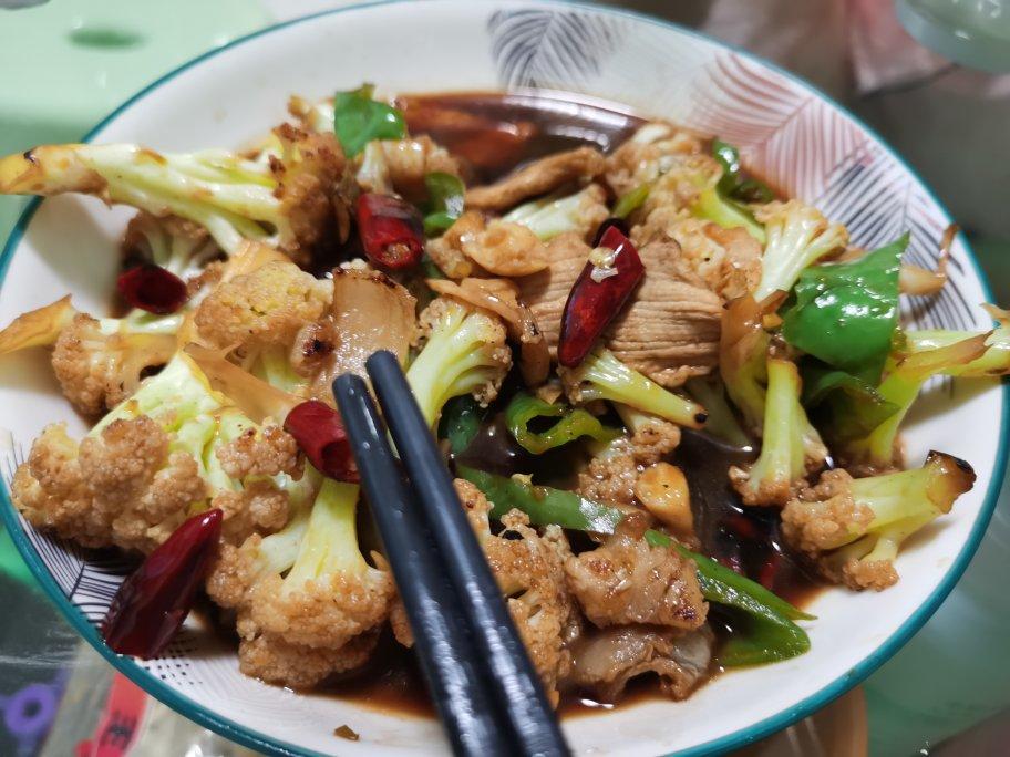 老丁的私房菜-干锅花菜